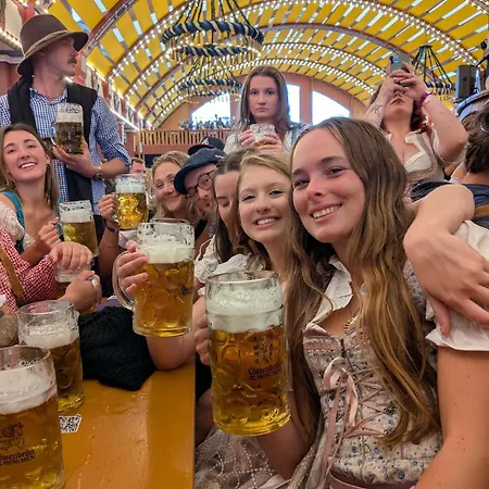 Beer Base-camp 'basic Package' Oktoberfest * Mnichov