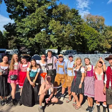 Campingplatz Beer Base-camp 'basic Package' Oktoberfest München